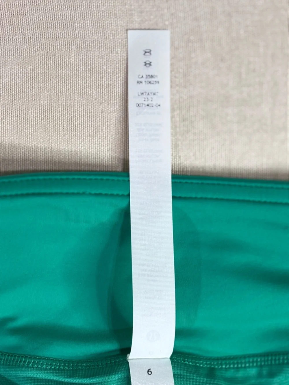 Lululemon Teal Turquoise Run Shorts Size 6 Athletic Lightweight Active